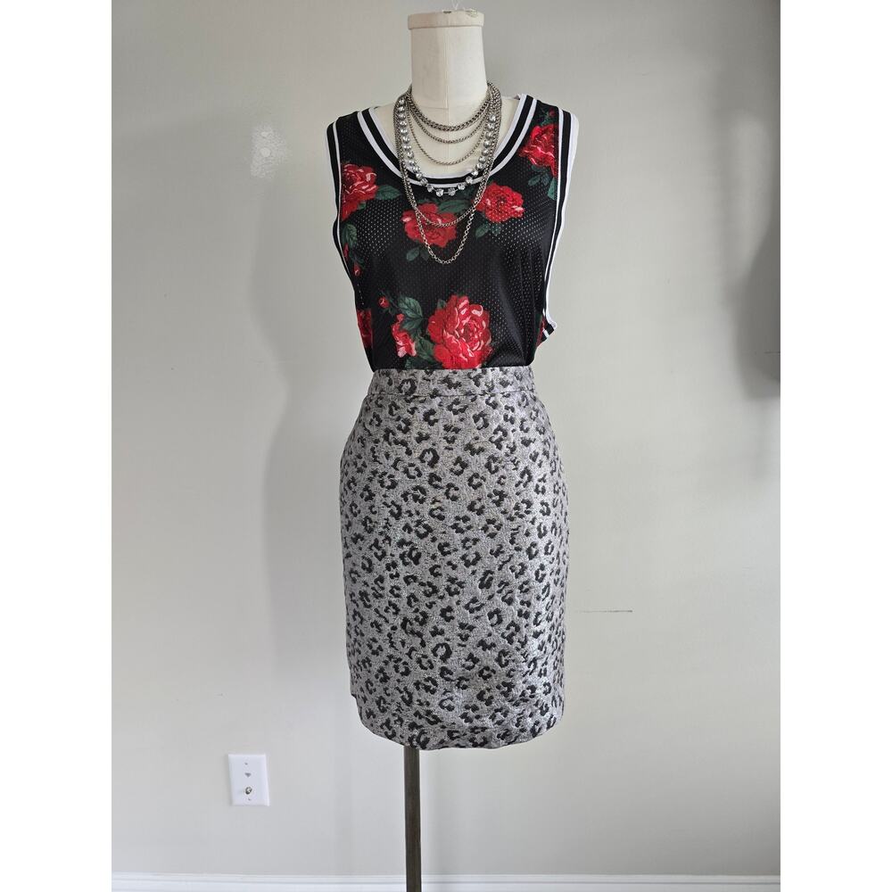 Loft Skirt Size 4 - Leopard Print - Metallic
